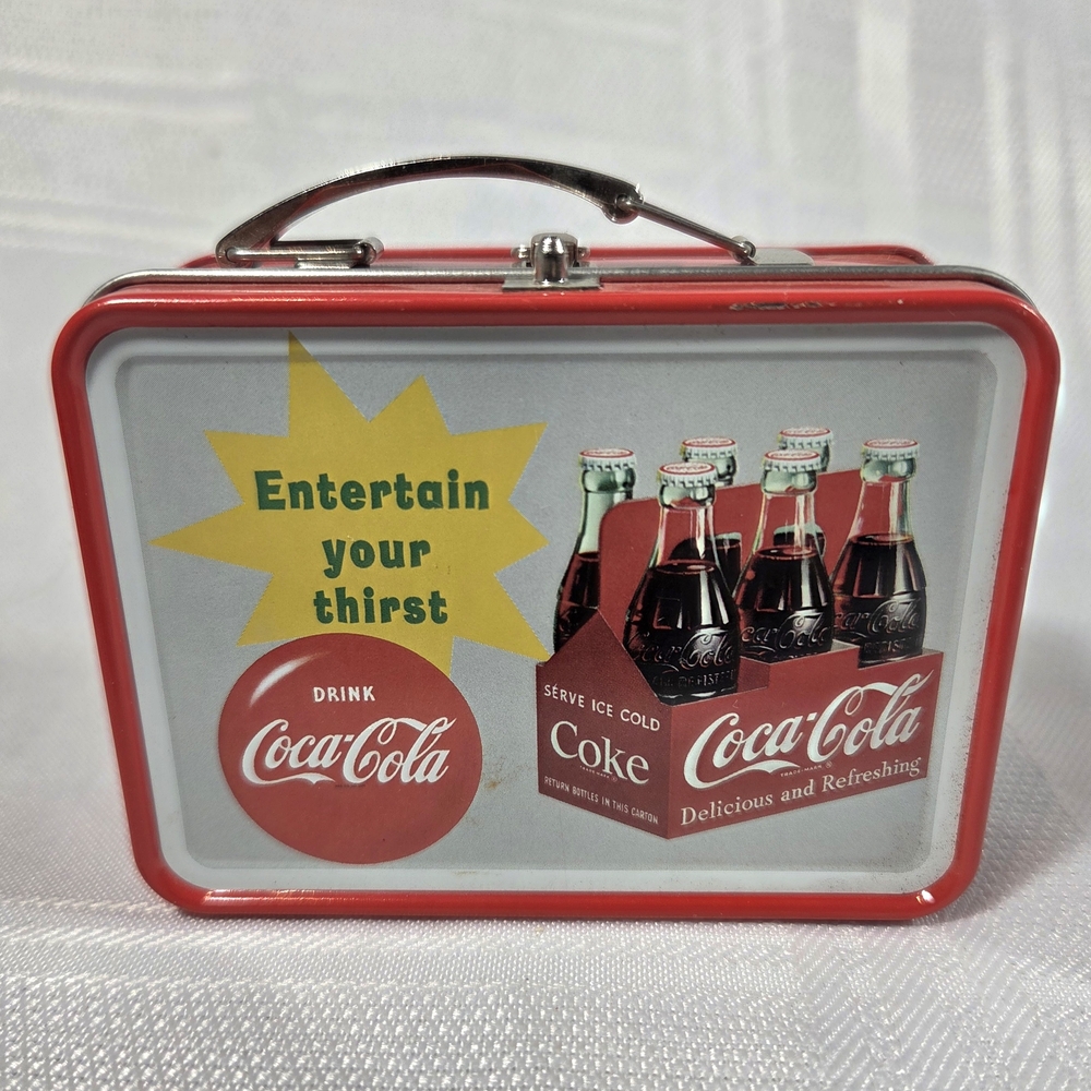 Coca-Cola Red Mini Lunch Tins - Picture 9 of 9